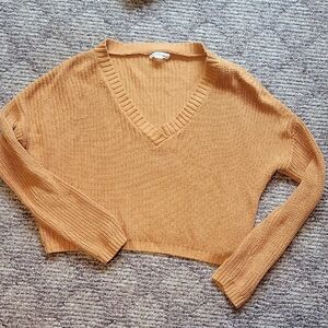 Aeropostale V-Neck Sweater in Warm Mustard